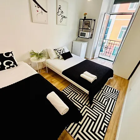 Hostel Luxury In Lisbon, Marques De Pombal *