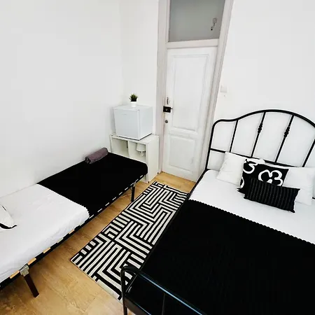 Luxury In Lisbon, Marques De Pombal Hostel